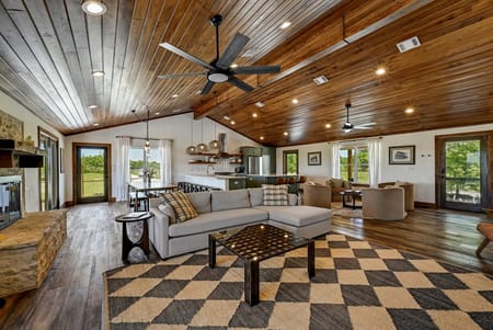 Castell, TX 78643 Llano County