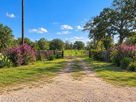 Harwood, TX 78632 Gonzales County