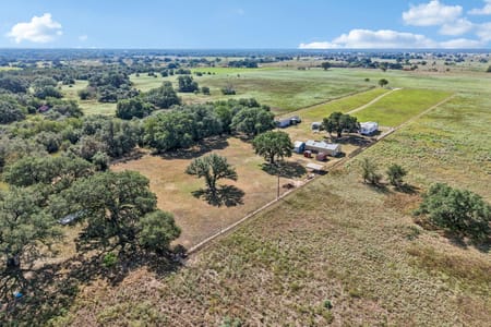 Smithville, TX 78957 Fayette County