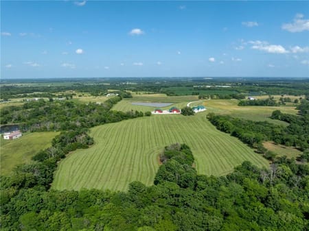 Gallatin, MO 64640 Daviess County