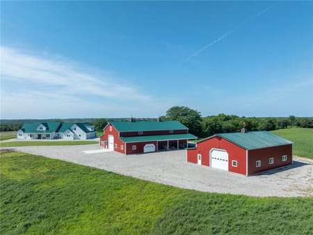 Gallatin, MO 64640 Daviess County