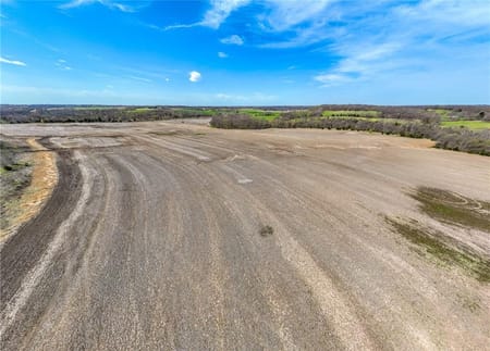 Gallatin, MO 64640 Daviess County