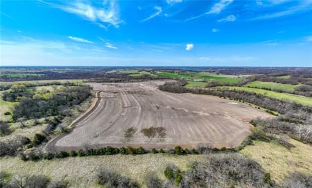 Gallatin, MO 64640 Daviess County