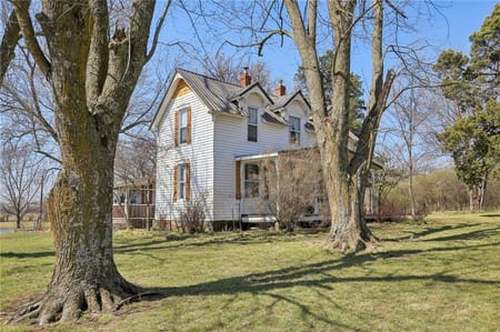 Leeton, MO 64761 Henry County