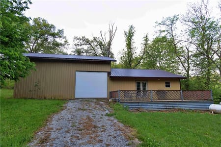 Dearborn, MO 64439 Buchanan County
