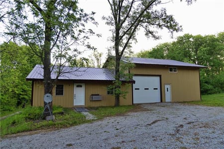 Dearborn, MO 64439 Buchanan County