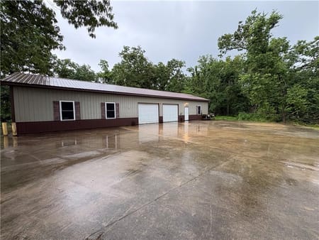Deepwater, MO 64740 Henry County