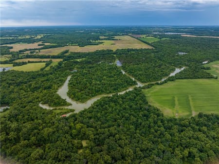 Calhoun, MO 65323 Henry County