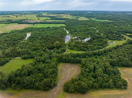 Calhoun, MO 65323 Henry County