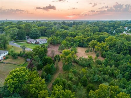 Parkville, MO 64152 Platte County