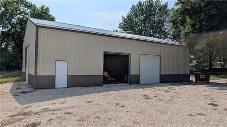 Windsor, MO 65360 Henry County