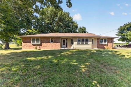 Garden City, MO 64747 Cass County