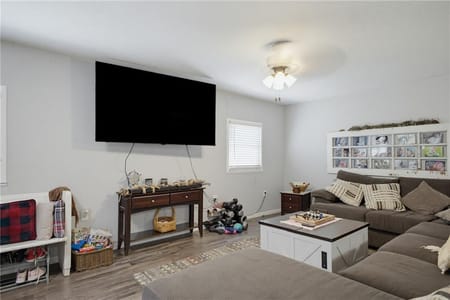 Chillicothe, MO 64601 Livingston County