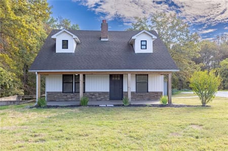 Windsor, MO 65360 Henry County