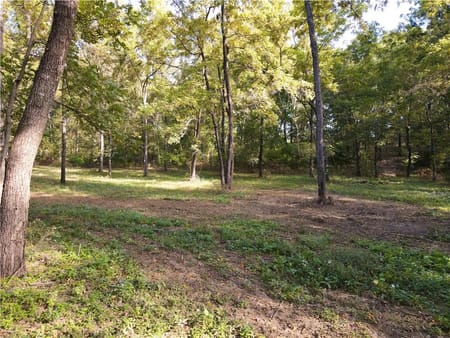 Windsor, MO 65360 Henry County