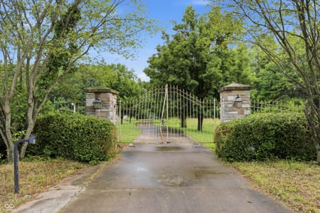 Center Point, IN 47840 Clay County