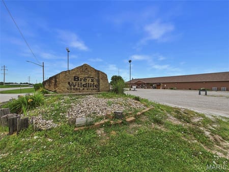 Carlyle, IL 62231 Clinton County