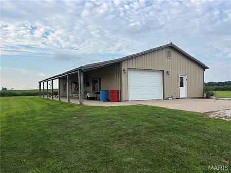 Holliday, MO 65258 Monroe County