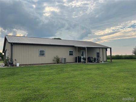 Holliday, MO 65258 Monroe County