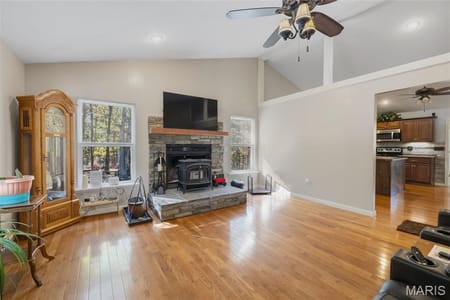 New Florence, MO 63363 Montgomery County