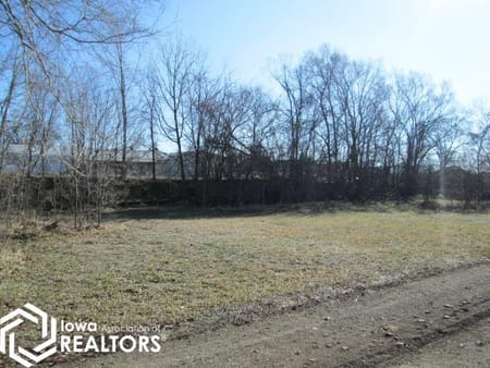 Chariton, IA 50049 Lucas County