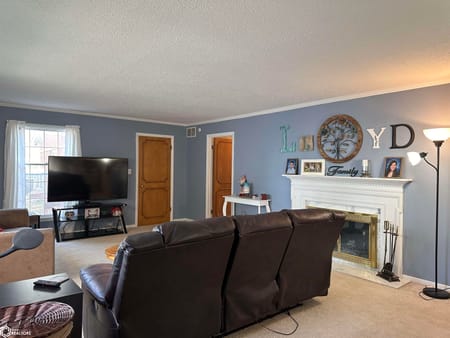 Chariton, IA 50049 Lucas County