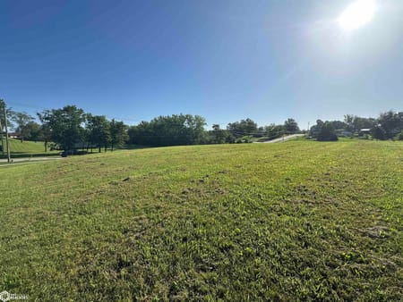 Chariton, IA 50049 Lucas County