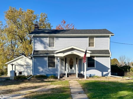 Chariton, IA 50049 Lucas County