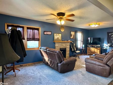 Chariton, IA 50049 Lucas County
