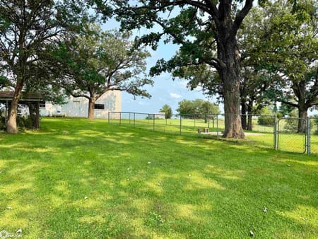 Chariton, IA 50049 Lucas County