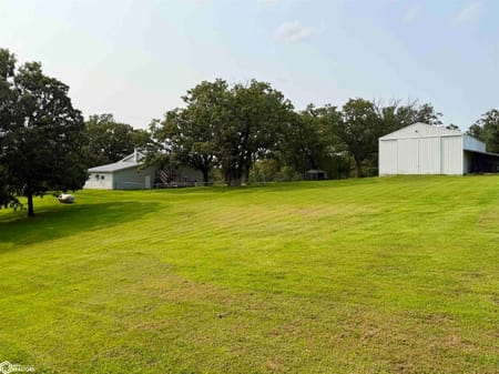 Chariton, IA 50049 Lucas County