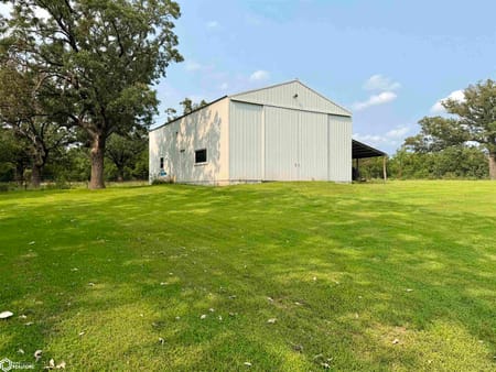 Chariton, IA 50049 Lucas County