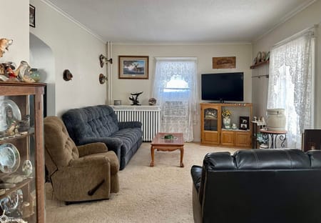 Chariton, IA 50049 Lucas County