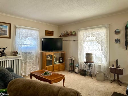 Chariton, IA 50049 Lucas County