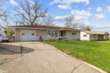 Osceola, IA 50213 Clarke County