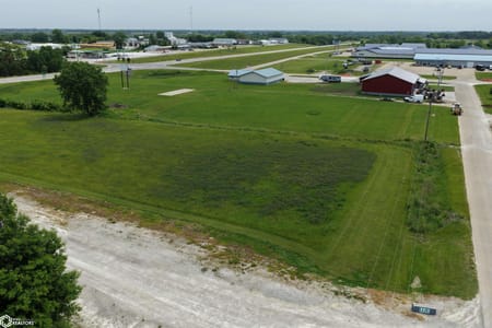 Chariton, IA 50049 Lucas County