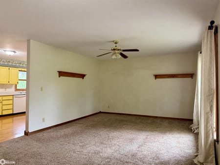 Chariton, IA 50049 Lucas County