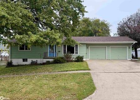 Chariton, IA 50049 Lucas County