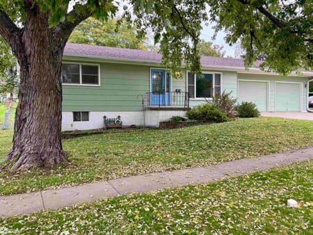 Chariton, IA 50049 Lucas County