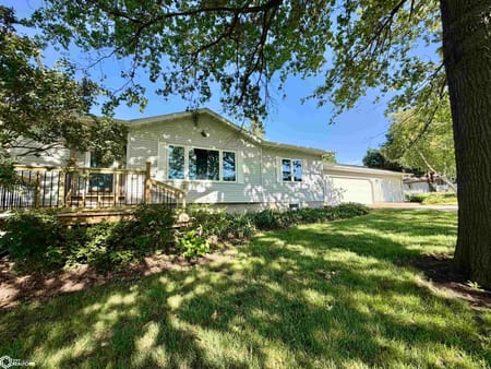 Oskaloosa, IA 52577 Mahaska County