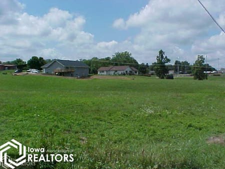 Chariton, IA 50049 Lucas County