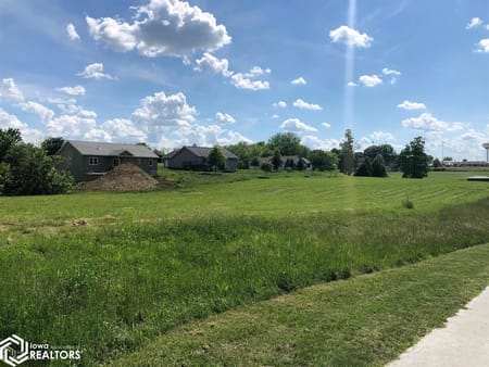 Chariton, IA 50049 Lucas County