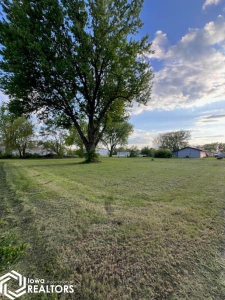Russell, IA 50238 Lucas County