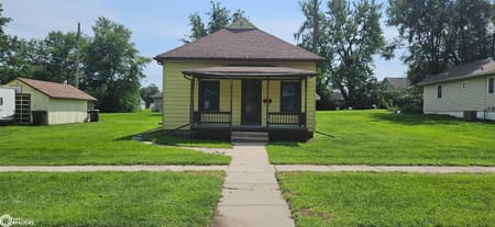 Osceola, IA 50213 Clarke County