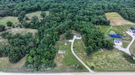 Bloomfield, IA 52537 Wapello County