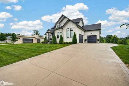 Norwalk, IA 50211 Warren County
