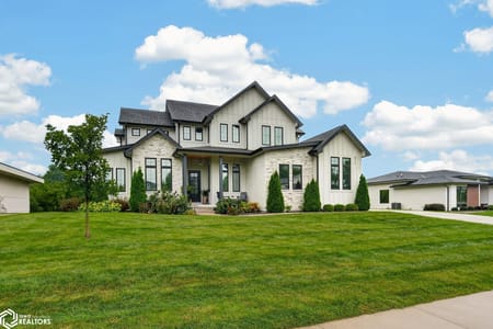 Norwalk, IA 50211 Warren County