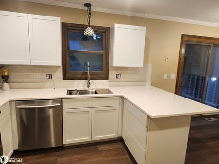 Norwalk, IA 50211 Warren County
