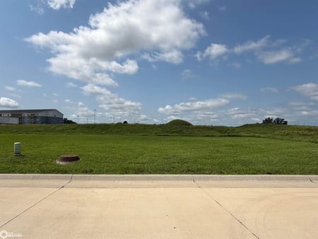 Chariton, IA 50049 Lucas County