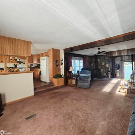 Oskaloosa, IA 52577 Mahaska County